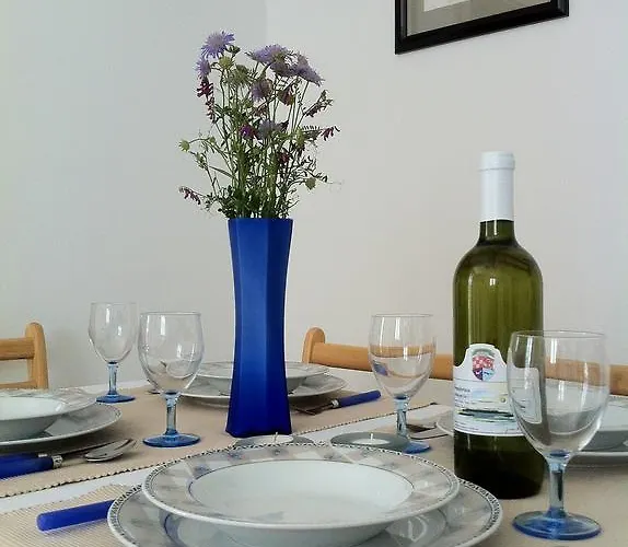 Leona & David דירה *